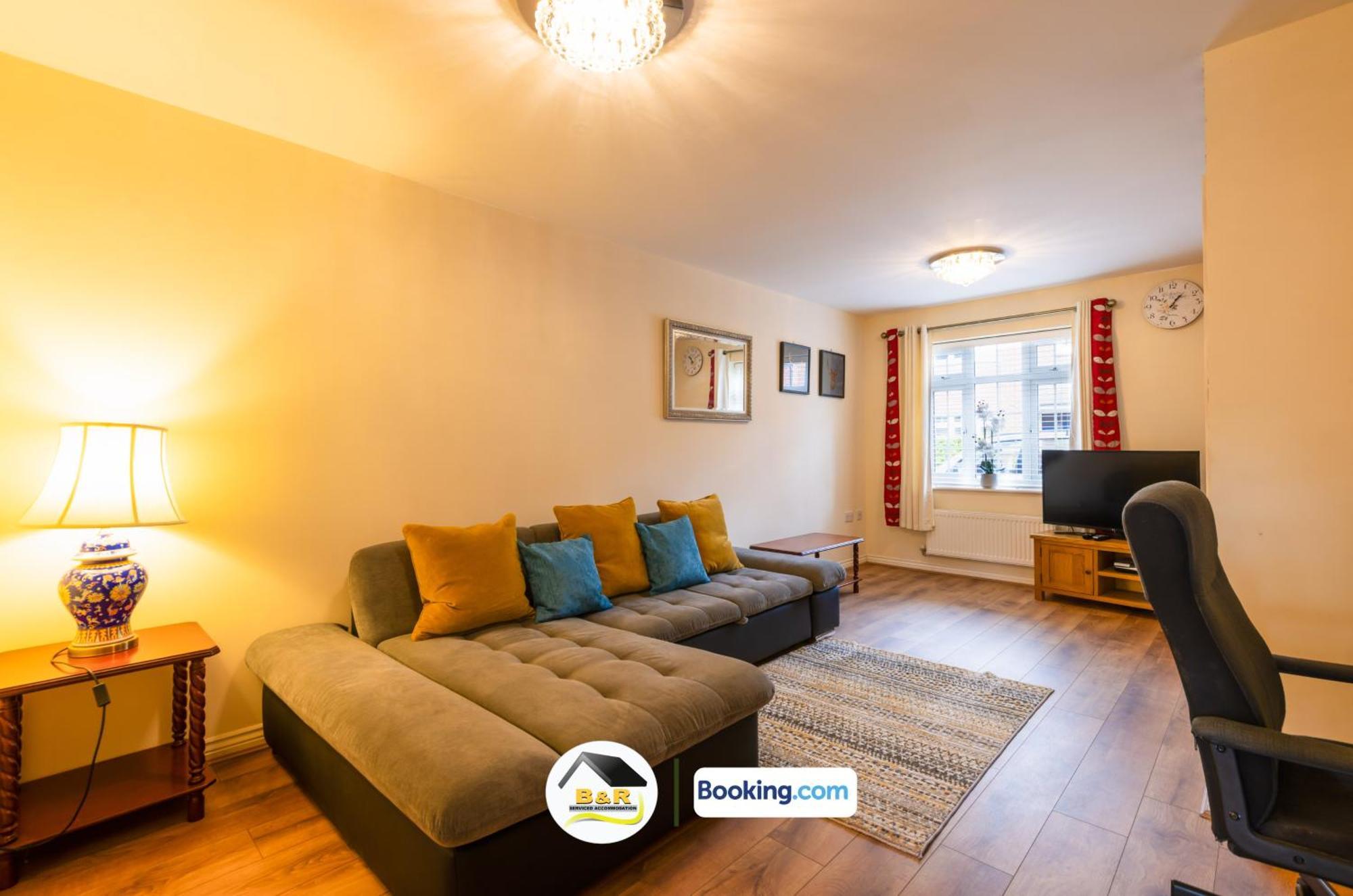 3 Bedroom House By B And R Serviced Accommodation Amesbury With Super Fast Wi-Fi 145Mbps Buitenkant foto